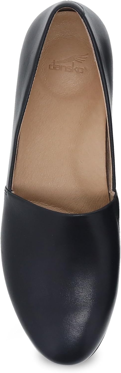 Neutral slip-on flat shoes with arch support and lightweight rubber outsole, designed for work and casual wear โ side