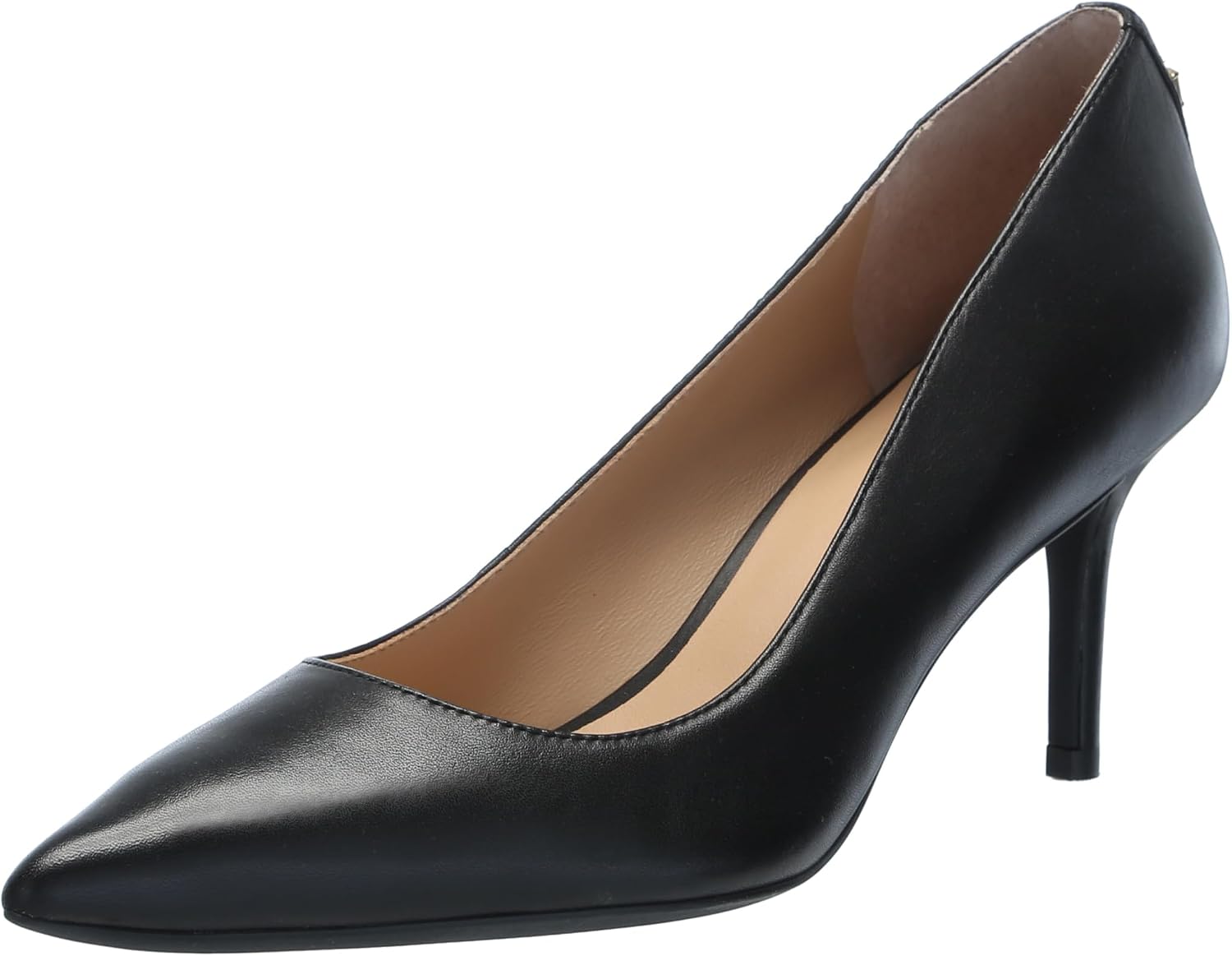 Classic neutral pump heel with polished finish, suitable for professional and formal occasions — view 1